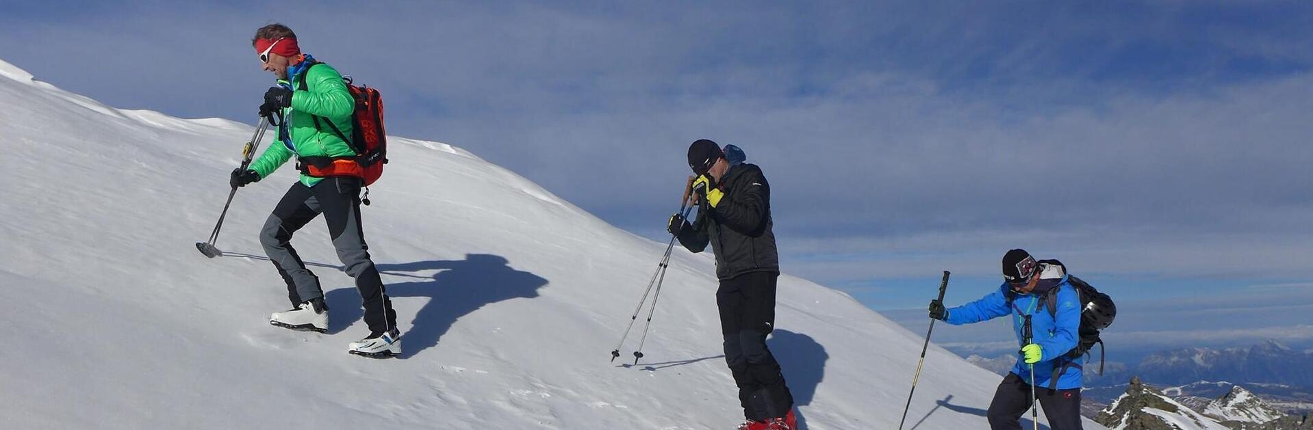 Skitourengeher im Gelände