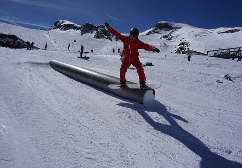 Snowboarder auf der Piste